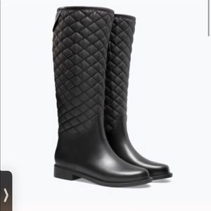 ZARA Basic Collection Quilted Black Rain Boots 40